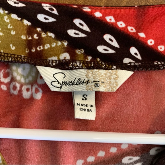 Speecklers Sleeveless Blouse - Picture 3 of 3